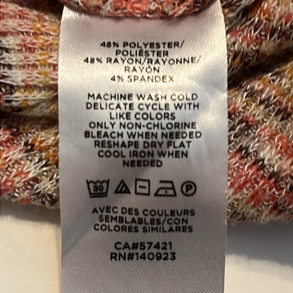 Ann Taylor LOFT Outlet Women’s Twist Front Top Size M - Picture 8 of 9